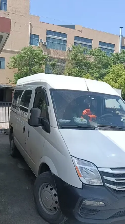 2019 MAXUS XinTu V80 2.5T 136HP L4 6MT,autocango,china used car exporter,china ev exporter,chinese used car exporter,chinese used ev exporter