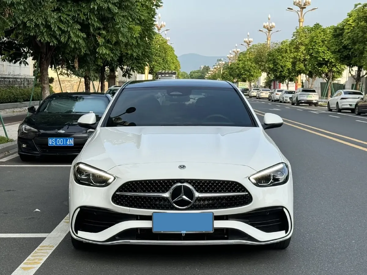2023 Mercedes-Benz C Class 1.5T 204HP L4 9AT,autocango,china used car exporter,china ev exporter,chinese used car exporter,chinese used ev exporter