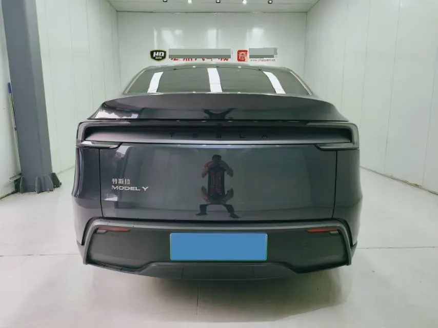 2025 Tesla Model Y BEV 62.5KWH,autocango,china used car exporter,china ev exporter,chinese used car exporter,chinese used ev exporter