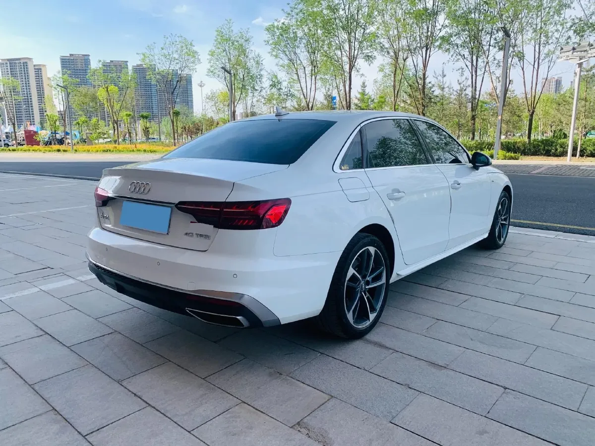 2020 Audi A4L 2.0T 190HP L4 7DCT,autocango,china used car exporter,china ev exporter,chinese used car exporter,chinese used ev exporter