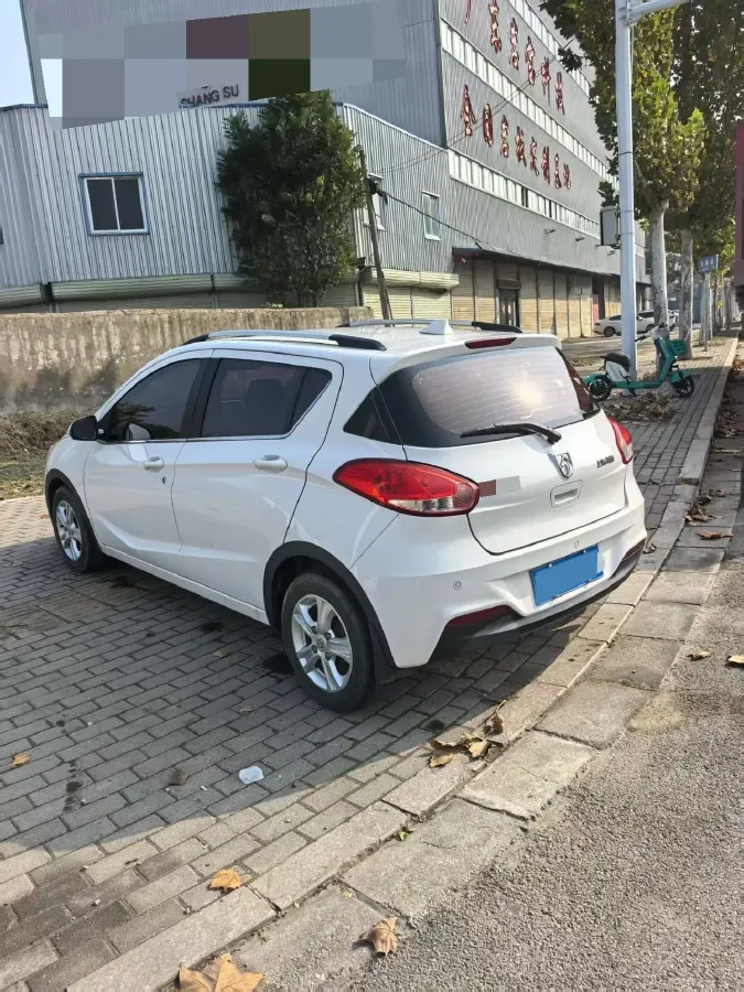 2016 BaoJun 310 1.2L 82HP L4 5MT,autocango,china used car exporter,china ev exporter,chinese used car exporter,chinese used ev exporter