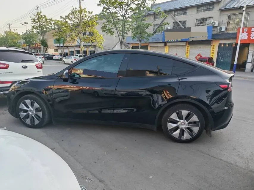 2022 Tesla Model Y BEV 60KWH,autocango,china used car exporter,china ev exporter,chinese used car exporter,chinese used ev exporter