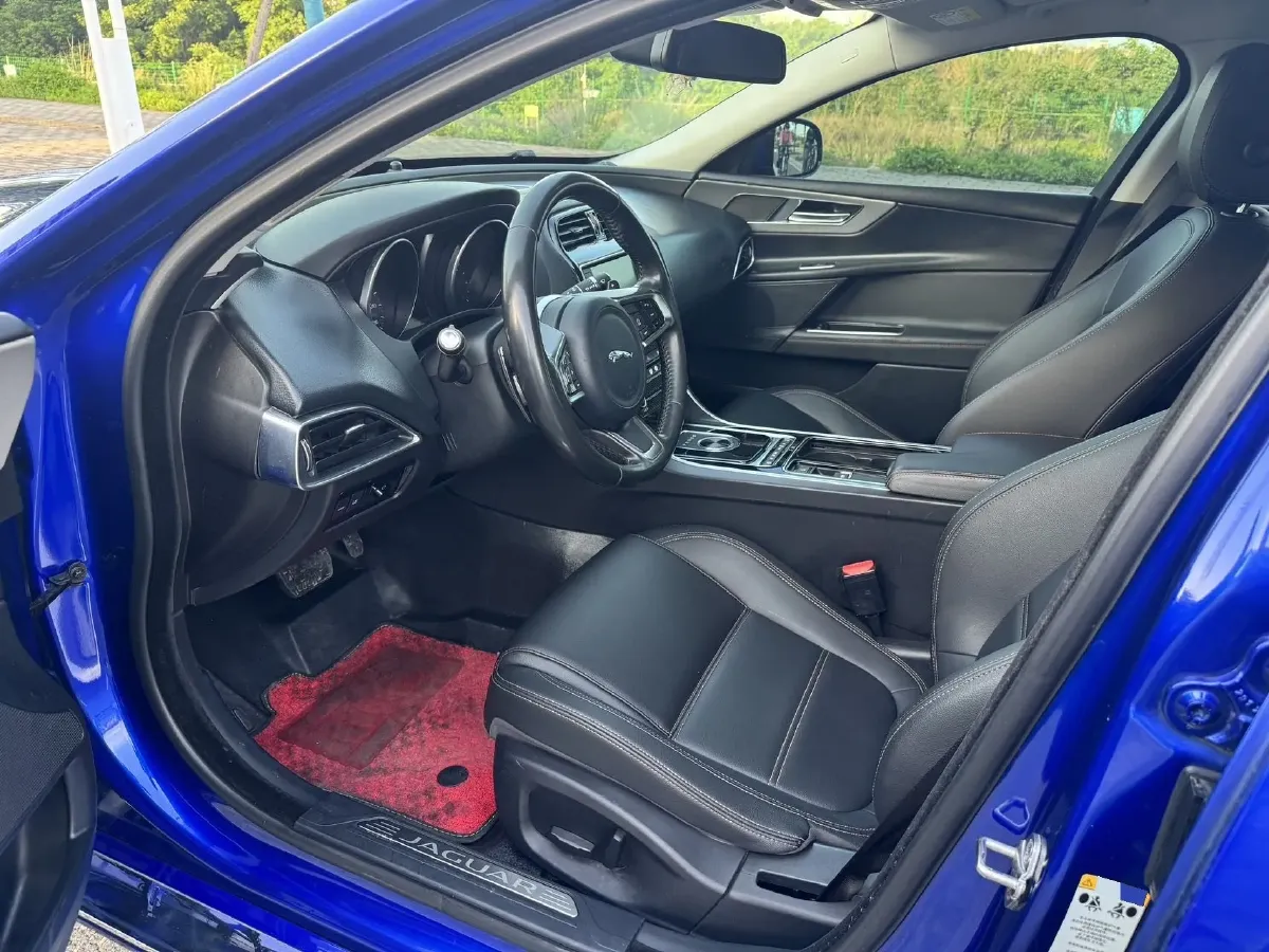 2018 Jaguar XEL 2.0T 200HP L4 8AT,autocango,china used car exporter,china ev exporter,chinese used car exporter,chinese used ev exporter