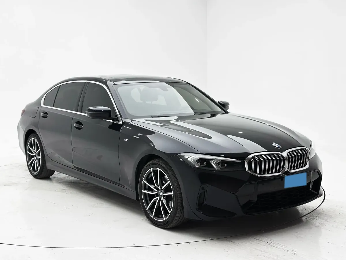 2023 BMW 3 Series 2.0T 156HP L4 8AT,autocango,china used car exporter,china ev exporter,chinese used car exporter,chinese used ev exporter