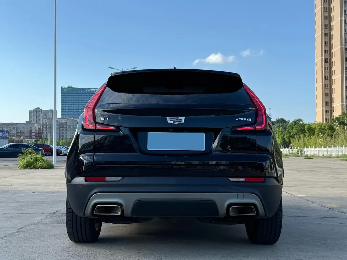 2020 Cadillac XT4 2.0T 241HP L4 9AT,autocango,china used car exporter,china ev exporter,chinese used car exporter,chinese used ev exporter