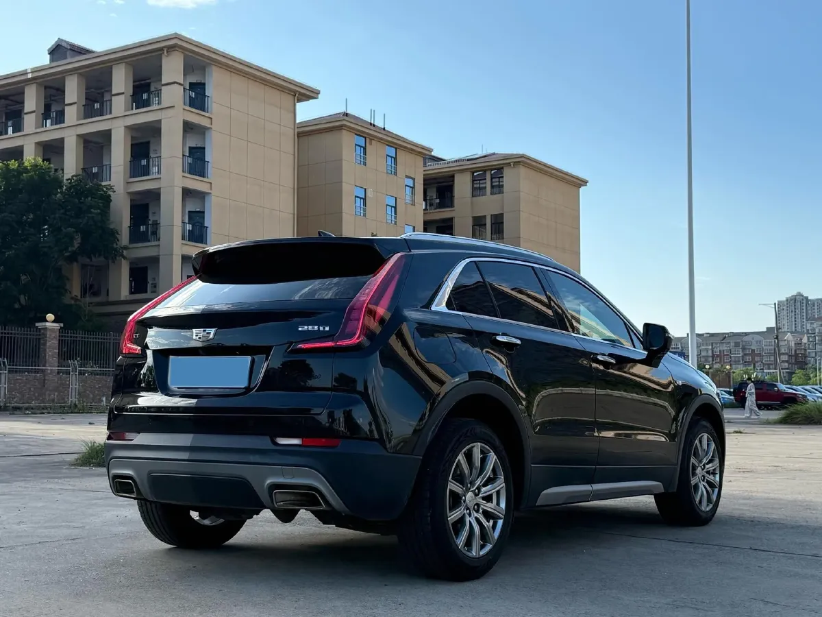 2020 Cadillac XT4 2.0T 241HP L4 9AT,autocango,china used car exporter,china ev exporter,chinese used car exporter,chinese used ev exporter