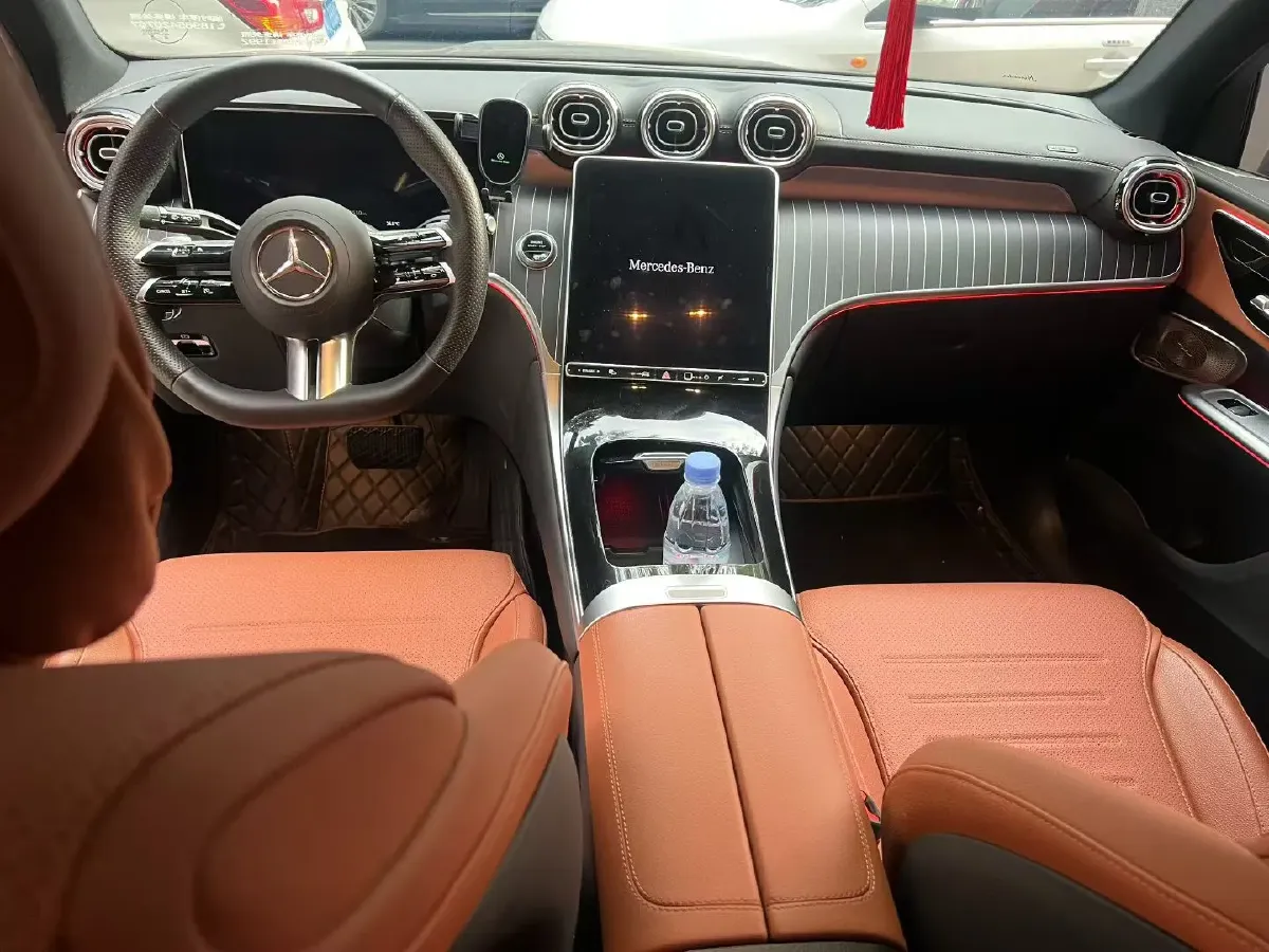 2023 Mercedes-Benz GLC Class 2.0T 258HP L4 9AT,autocango,china used car exporter,china ev exporter,chinese used car exporter,chinese used ev exporter