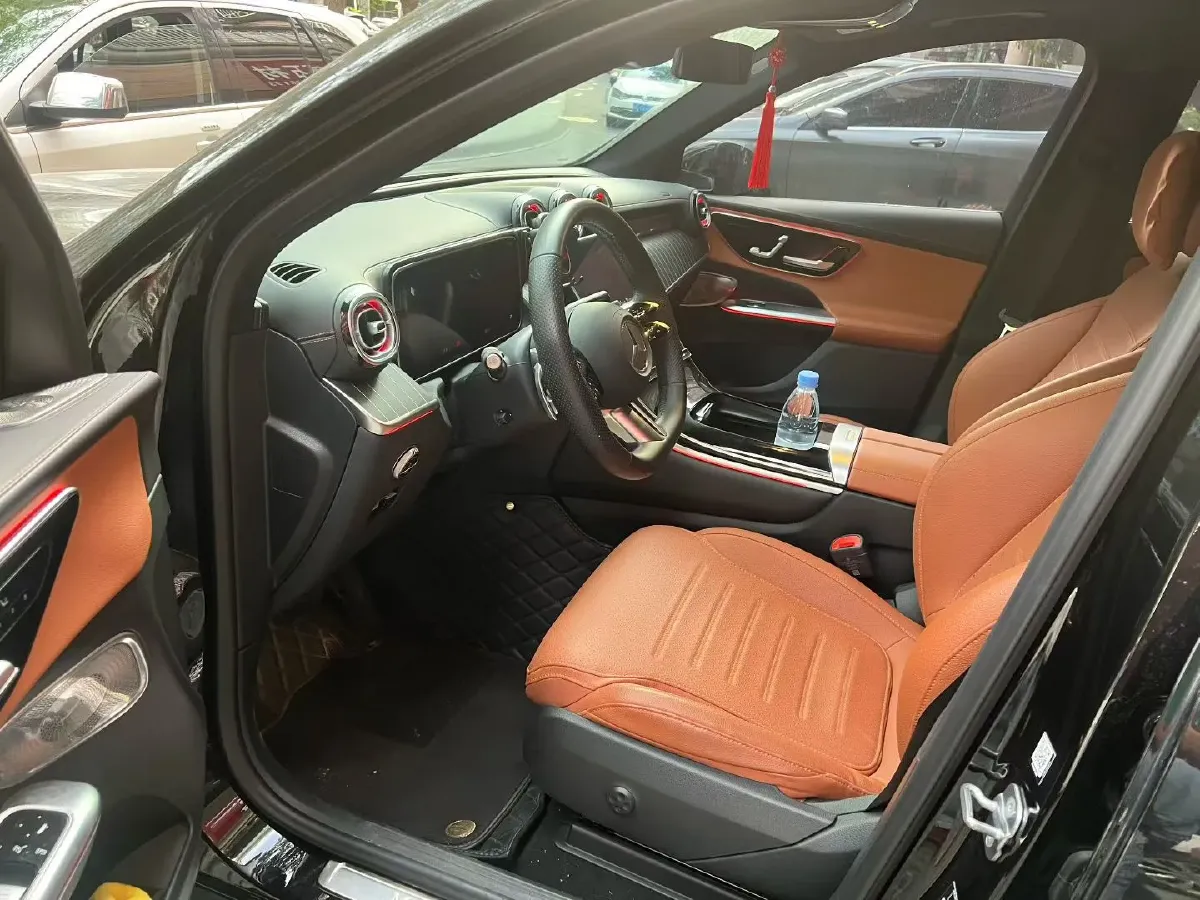 2023 Mercedes-Benz GLC Class 2.0T 258HP L4 9AT,autocango,china used car exporter,china ev exporter,chinese used car exporter,chinese used ev exporter
