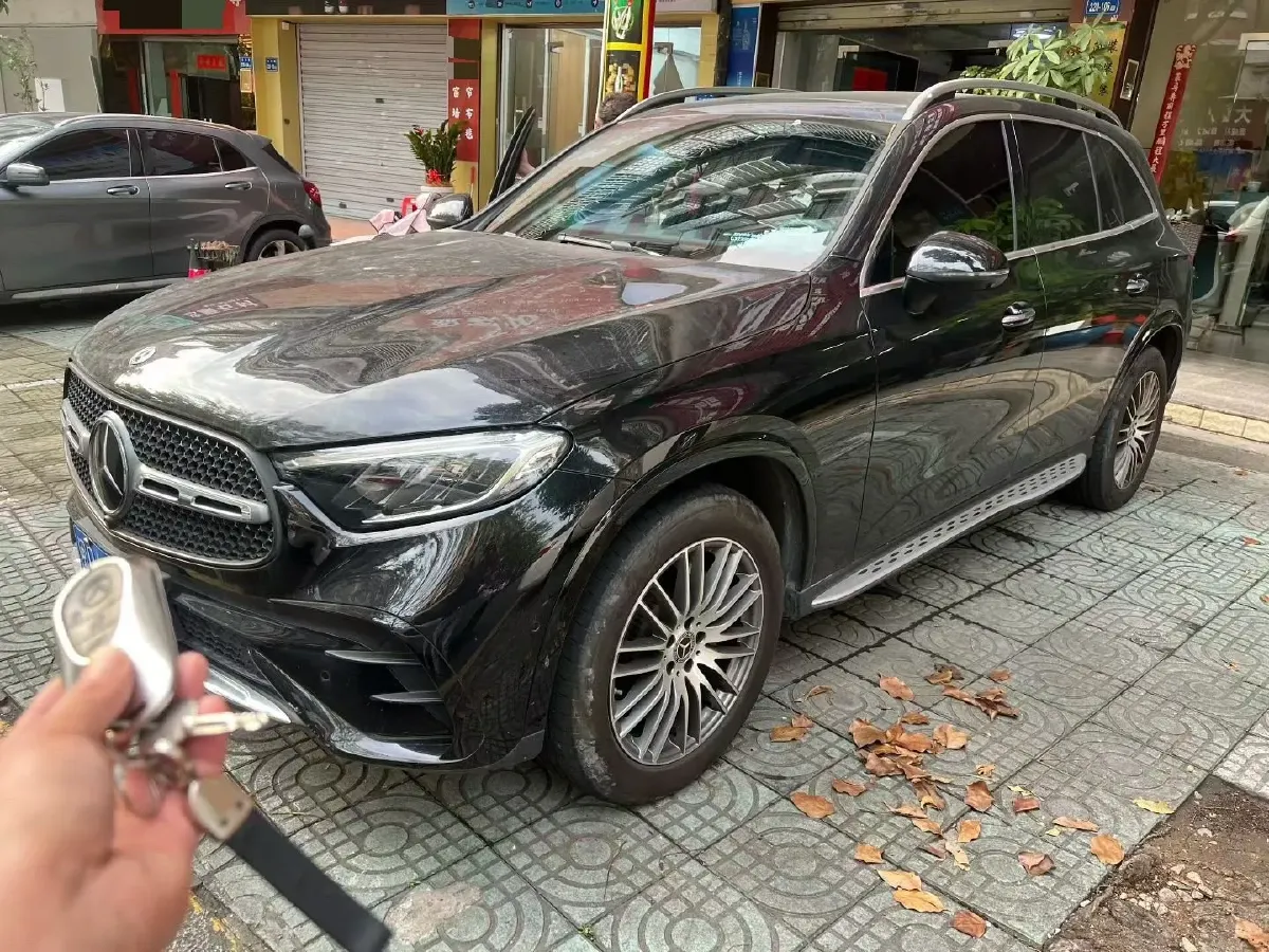 2023 Mercedes-Benz GLC Class 2.0T 258HP L4 9AT,autocango,china used car exporter,china ev exporter,chinese used car exporter,chinese used ev exporter