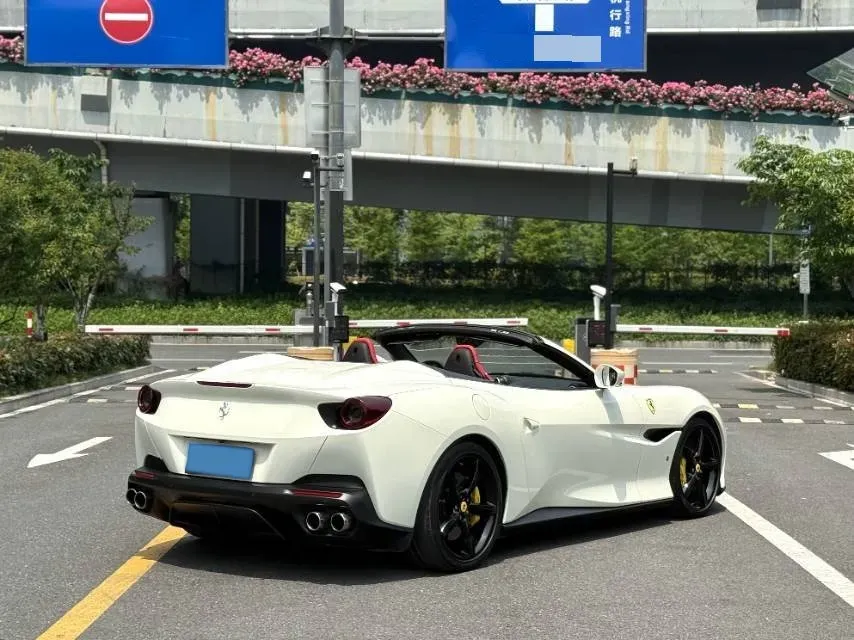 2018 Ferrari Portofino 3.9T 600HP V8 7DCT,autocango,china used car exporter,china ev exporter,chinese used car exporter,chinese used ev exporter