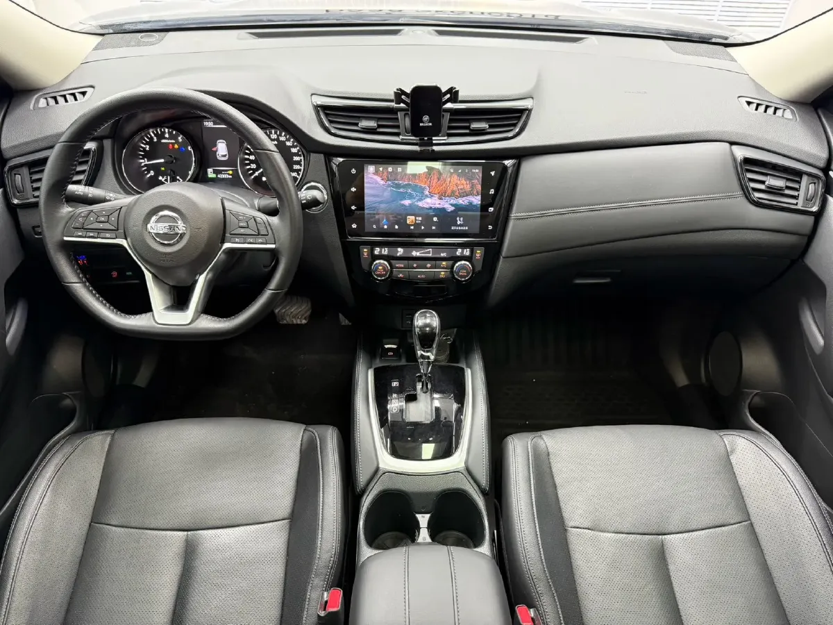 2022 Nissan X-Trail 2.0L 151HP L4 CVT,autocango,china used car exporter,china ev exporter,chinese used car exporter,chinese used ev exporter