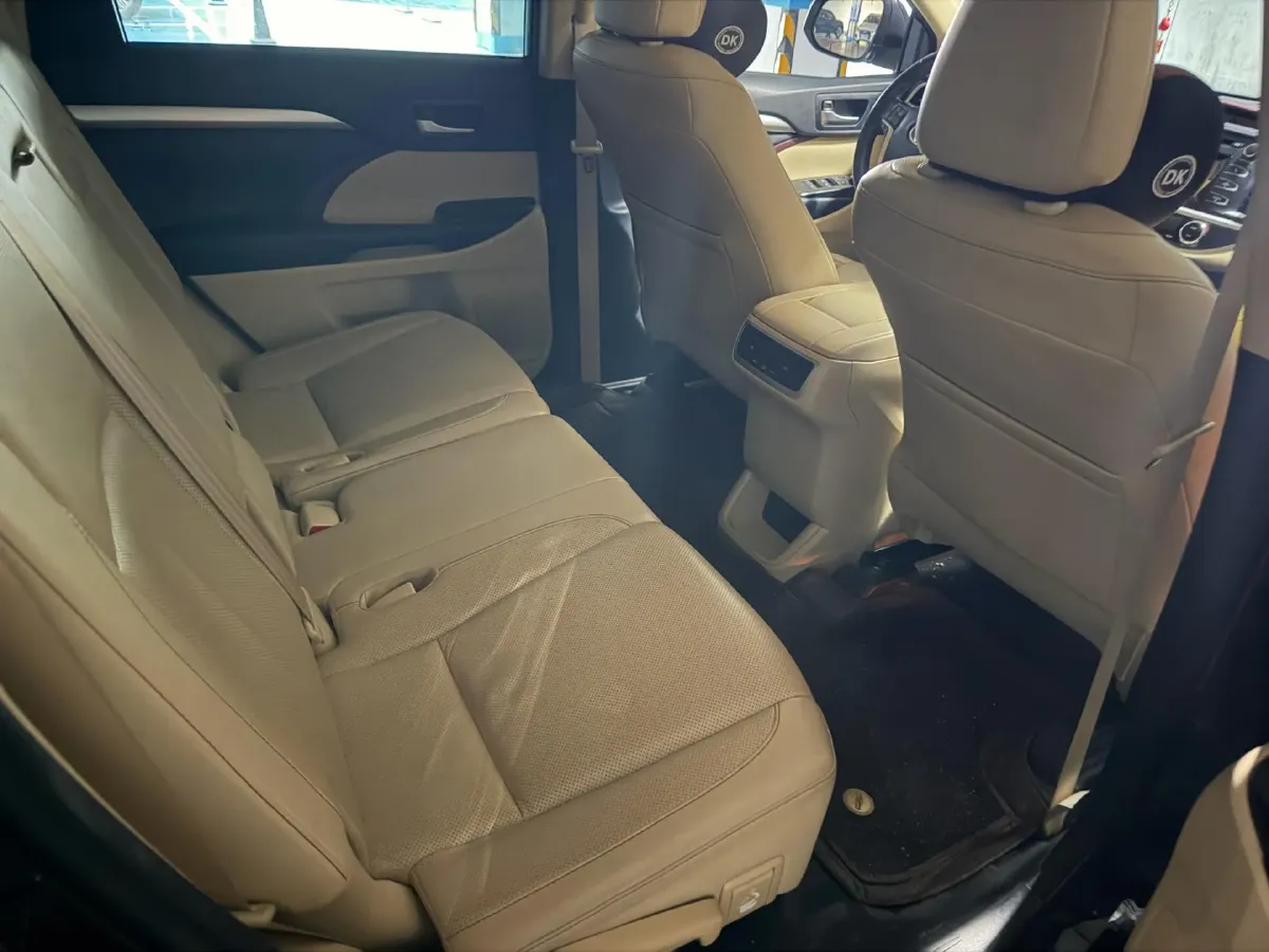 2017 Toyota Highlander 2.0T 220HP L4 6AT,autocango,china used car exporter,china ev exporter,chinese used car exporter,chinese used ev exporter