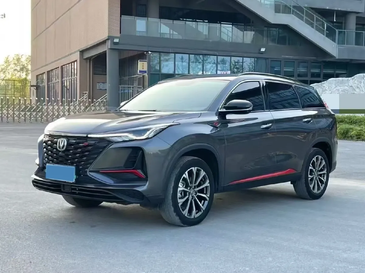 2022 ChangAn CS75 Plus 2.0T 233HP L4 8AT,autocango,china used car exporter,china ev exporter,chinese used car exporter,chinese used ev exporter