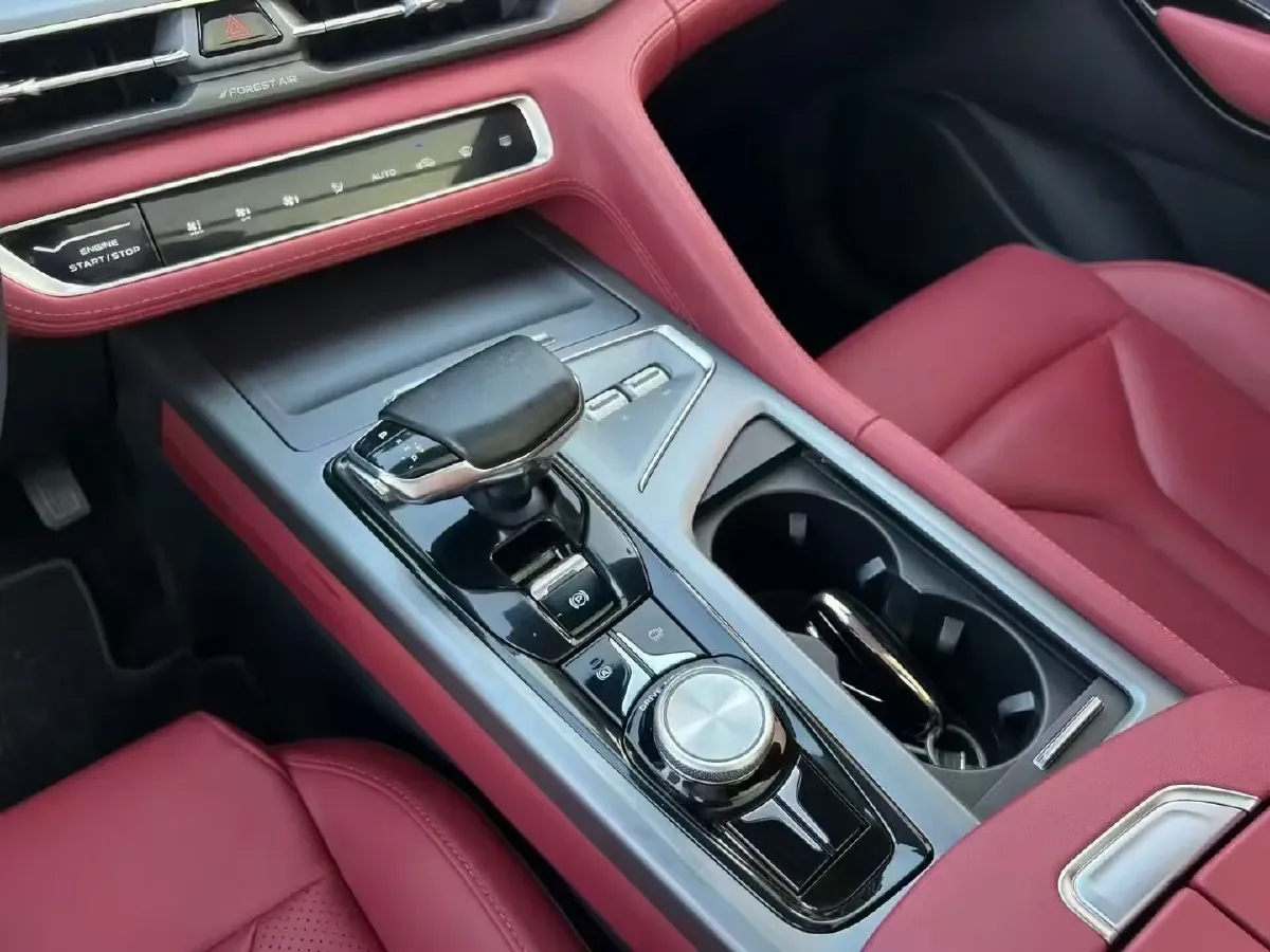 2022 ChangAn CS75 Plus 2.0T 233HP L4 8AT,autocango,china used car exporter,china ev exporter,chinese used car exporter,chinese used ev exporter