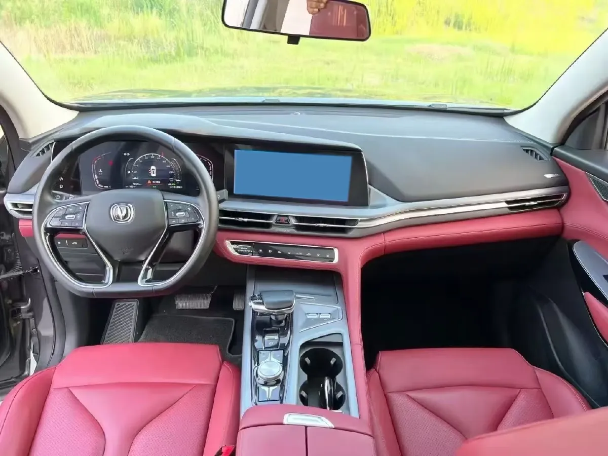 2022 ChangAn CS75 Plus 2.0T 233HP L4 8AT,autocango,china used car exporter,china ev exporter,chinese used car exporter,chinese used ev exporter