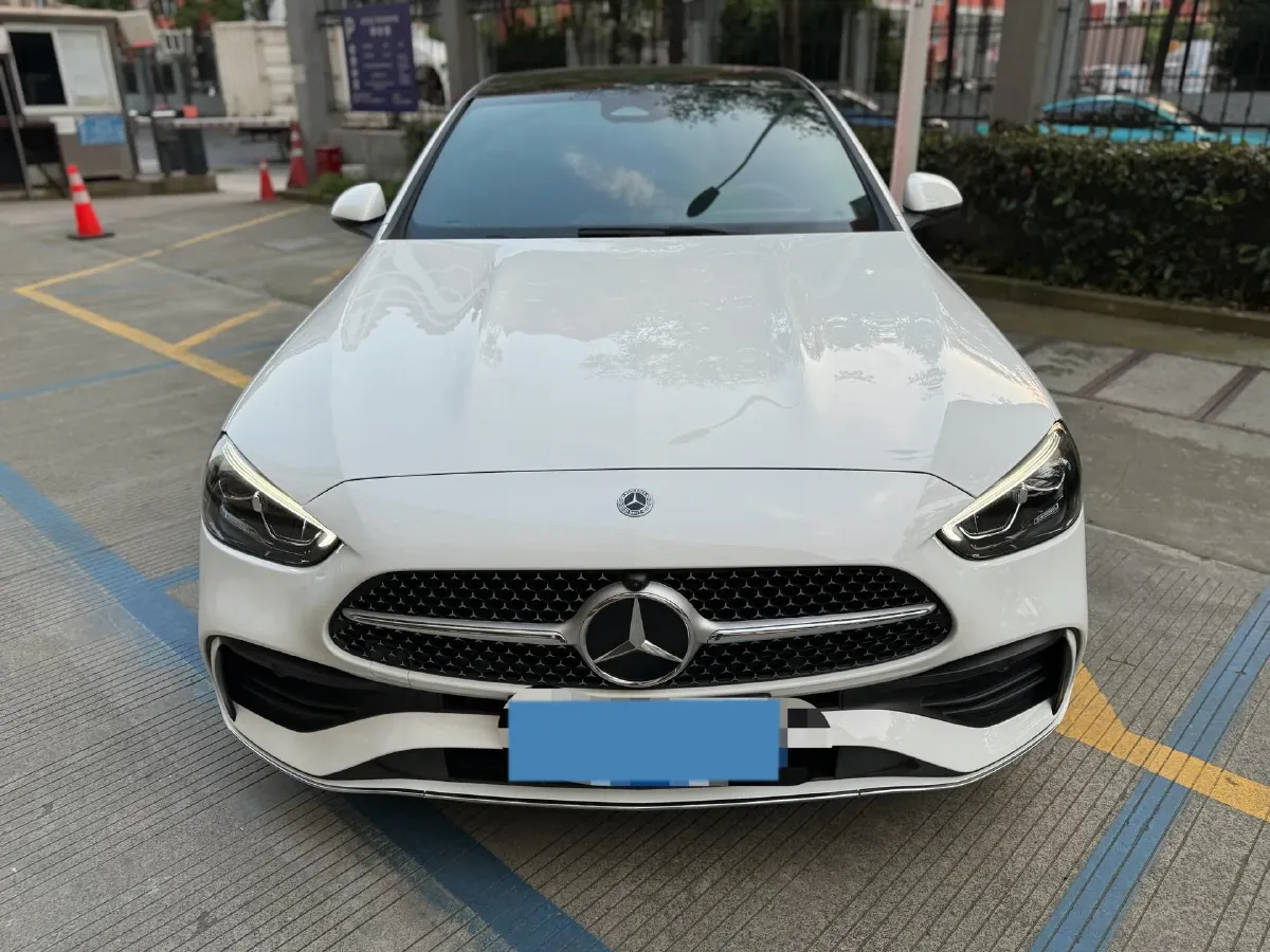 2025 Mercedes-Benz C Class 1.5T 204HP L4 9AT,autocango,china used car exporter,china ev exporter,chinese used car exporter,chinese used ev exporter
