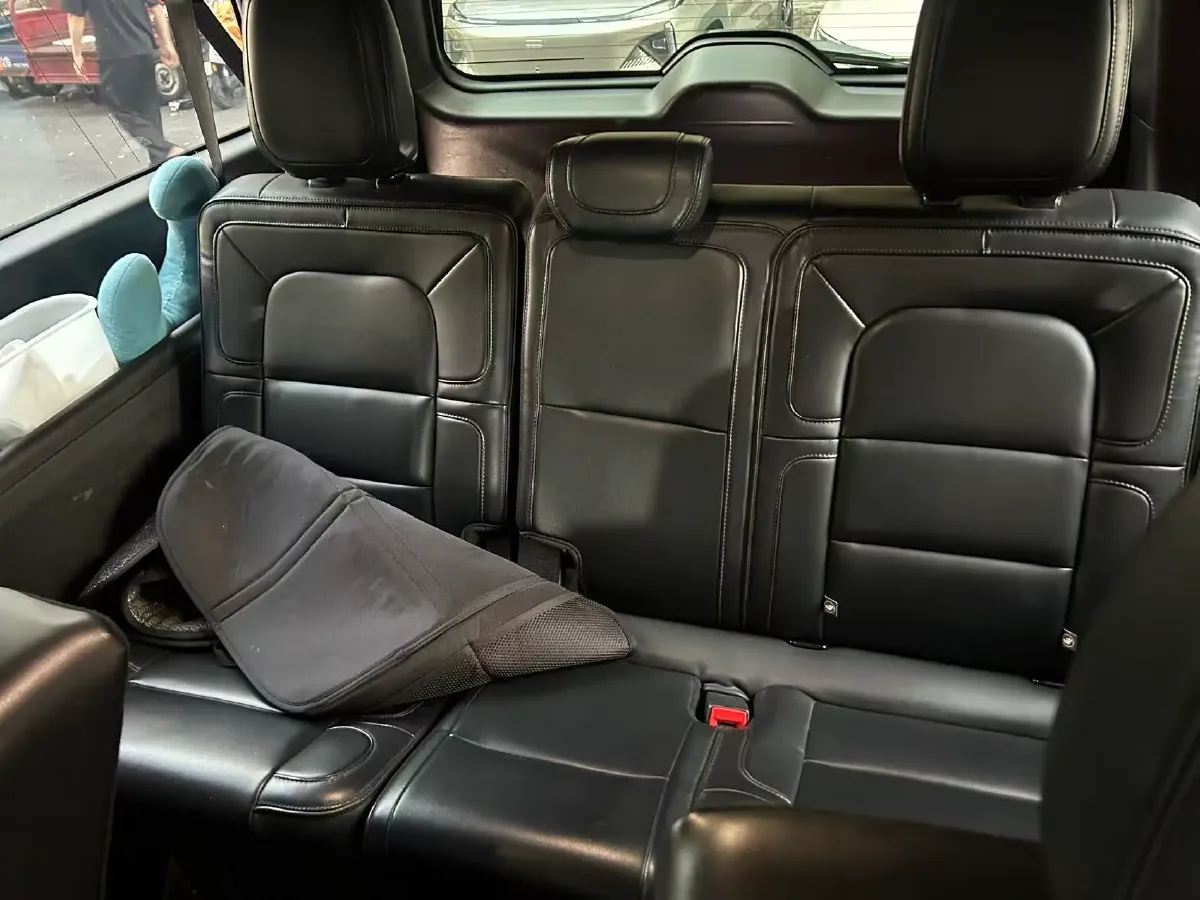 2019 Lincoln Navigator 3.5T 388HP V6 10AT,autocango,china used car exporter,china ev exporter,chinese used car exporter,chinese used ev exporter