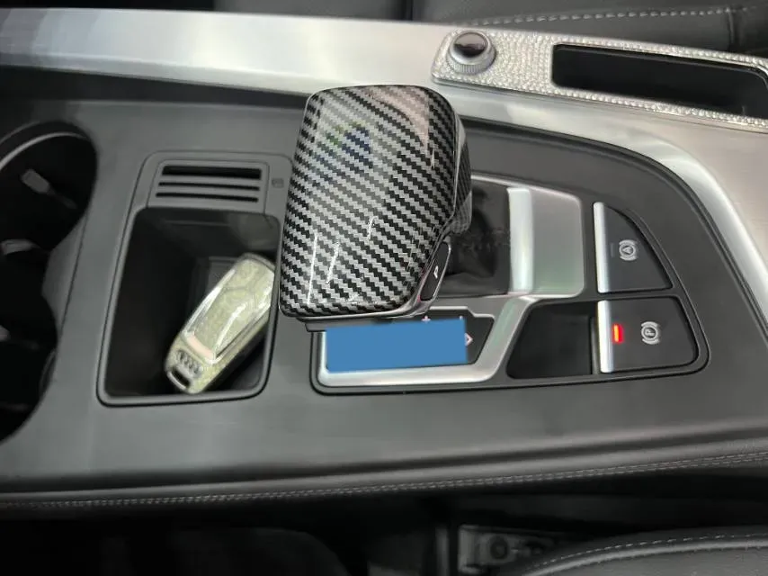 2022 Audi A4L 2.0T 190HP L4 7DCT,autocango,china used car exporter,china ev exporter,chinese used car exporter,chinese used ev exporter