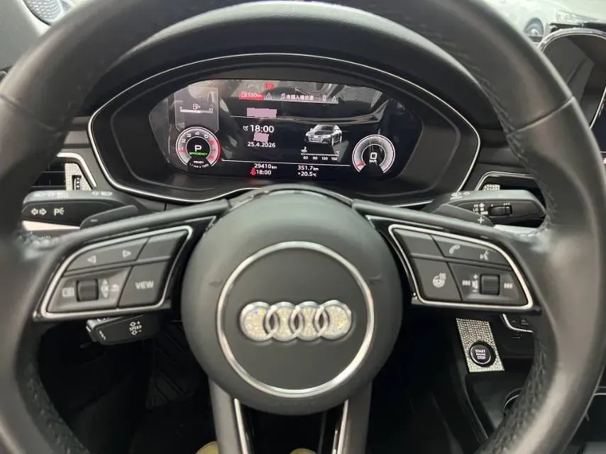 2022 Audi A4L 2.0T 190HP L4 7DCT,autocango,china used car exporter,china ev exporter,chinese used car exporter,chinese used ev exporter
