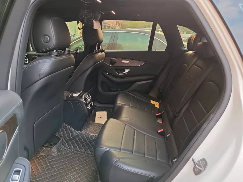 2020 Mercedes-Benz GLC Class 2.0T 258HP L4 9AT,autocango,china used car exporter,china ev exporter,chinese used car exporter,chinese used ev exporter