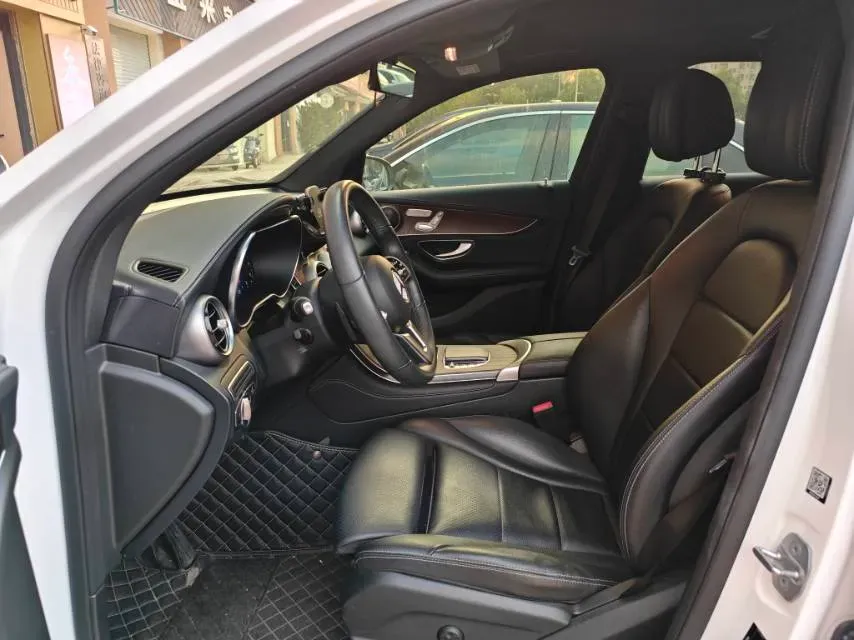 2020 Mercedes-Benz GLC Class 2.0T 258HP L4 9AT,autocango,china used car exporter,china ev exporter,chinese used car exporter,chinese used ev exporter