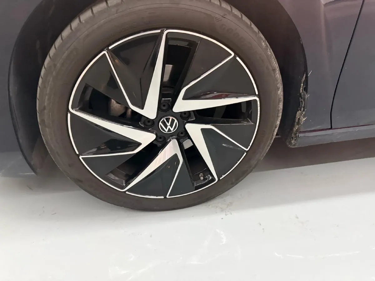 2024 Volkswagen Magotan 2.0T 220HP L4 7DCT,autocango,china used car exporter,china ev exporter,chinese used car exporter,chinese used ev exporter