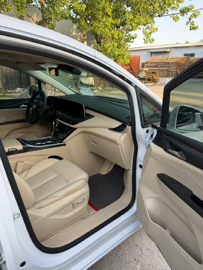 2023 Buick GL8 2.0T 237HP L4 9AT,autocango,china used car exporter,china ev exporter,chinese used car exporter,chinese used ev exporter