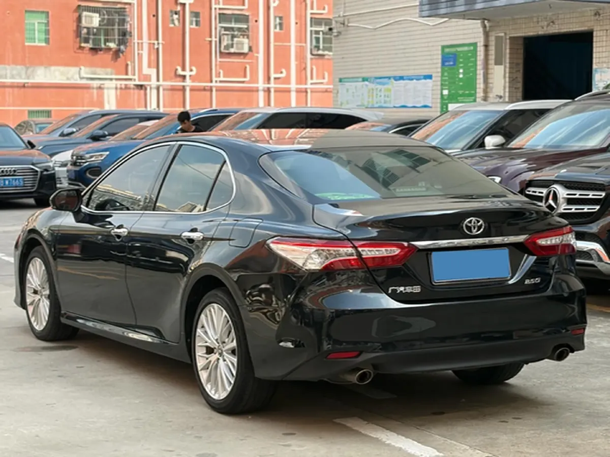 2019 Toyota Camry 2.5L 209HP L4 8AT,autocango,china used car exporter,china ev exporter,chinese used car exporter,chinese used ev exporter