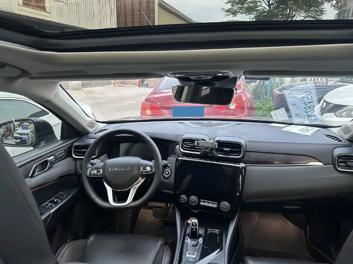 2018 Toyota C-HR 2.0L 171HP L4 CVT,autocango,china used car exporter,china ev exporter,chinese used car exporter,chinese used ev exporter