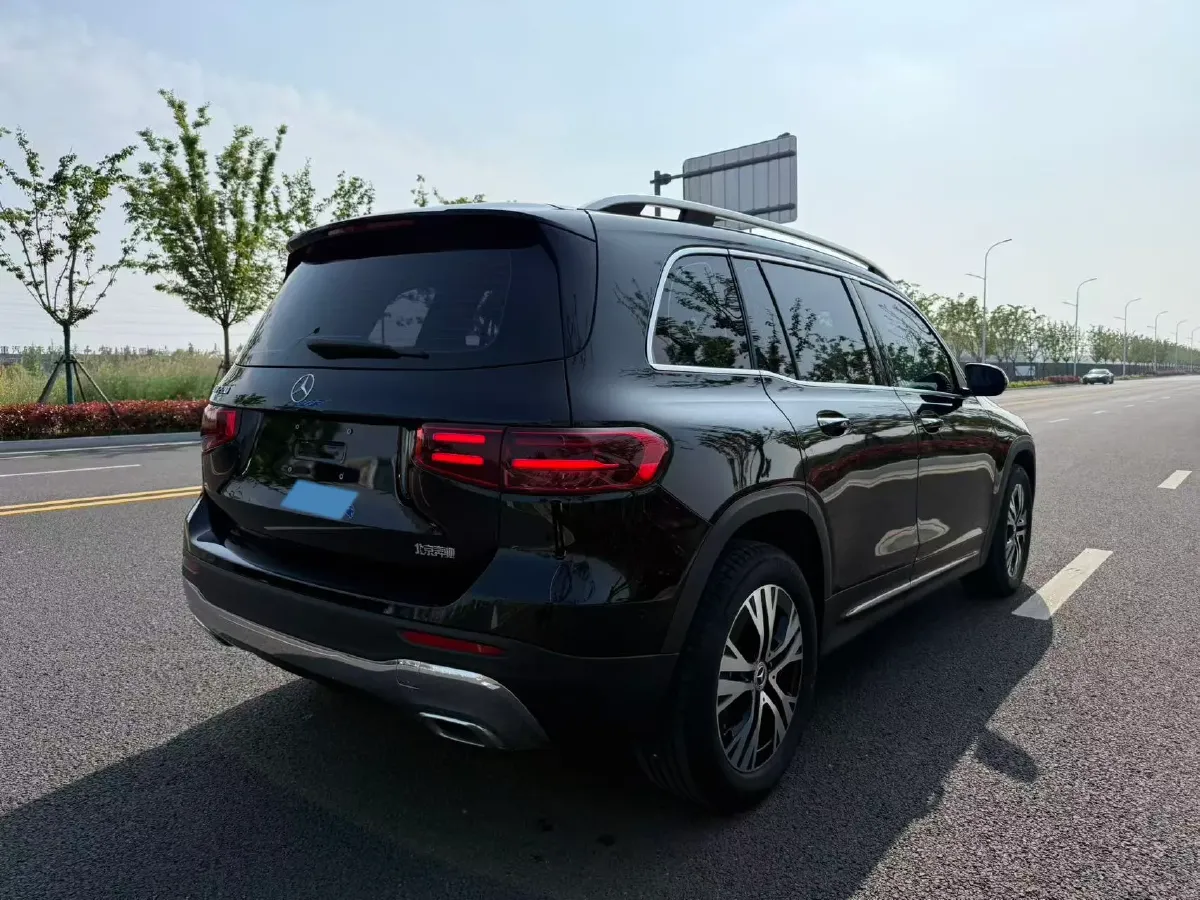 2024 Mercedes-Benz GLB Class 2.0T 190HP L4 8DCT,autocango,china used car exporter,china ev exporter,chinese used car exporter,chinese used ev exporter