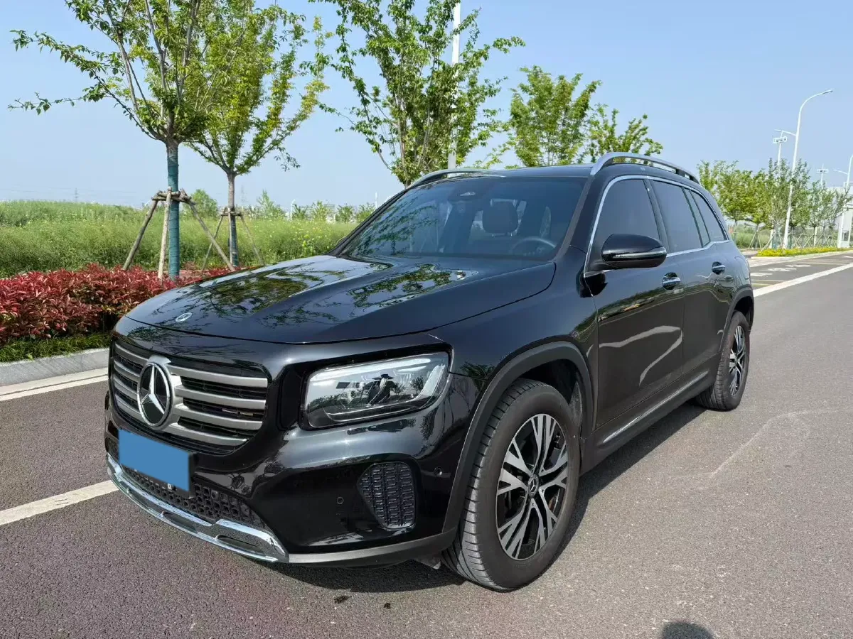 2024 Mercedes-Benz GLB Class 2.0T 190HP L4 8DCT,autocango,china used car exporter,china ev exporter,chinese used car exporter,chinese used ev exporter