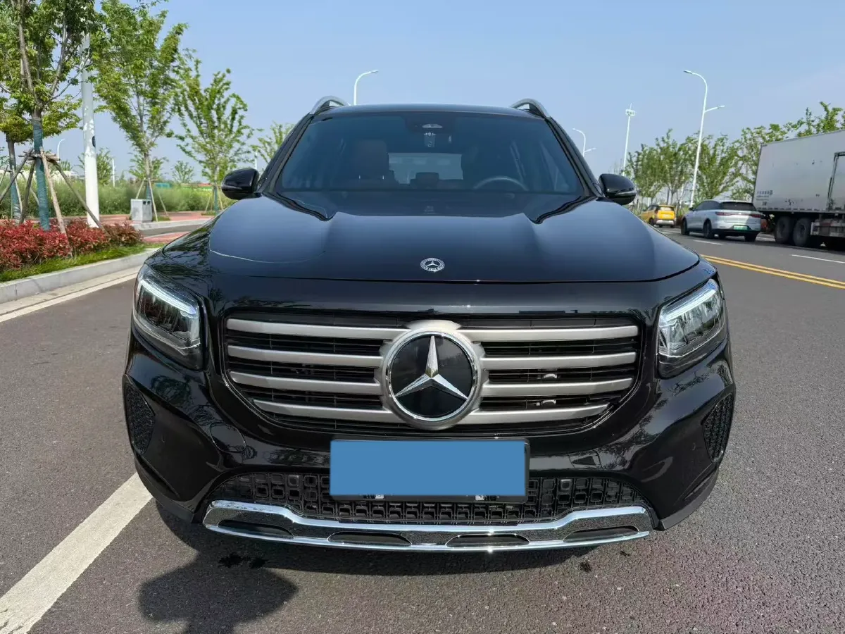 2024 Mercedes-Benz GLB Class 2.0T 190HP L4 8DCT,autocango,china used car exporter,china ev exporter,chinese used car exporter,chinese used ev exporter
