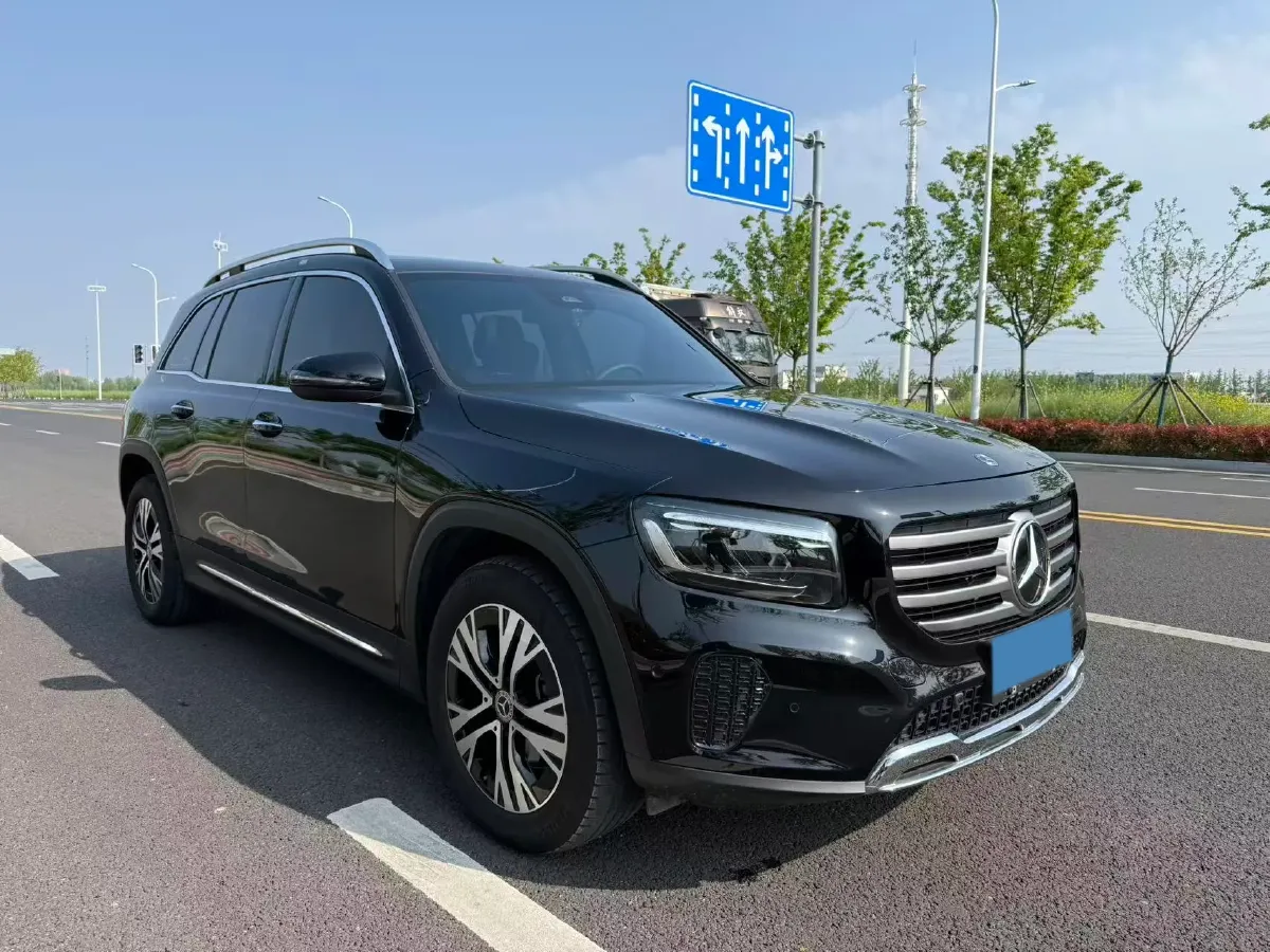 2024 Mercedes-Benz GLB Class 2.0T 190HP L4 8DCT,autocango,china used car exporter,china ev exporter,chinese used car exporter,chinese used ev exporter