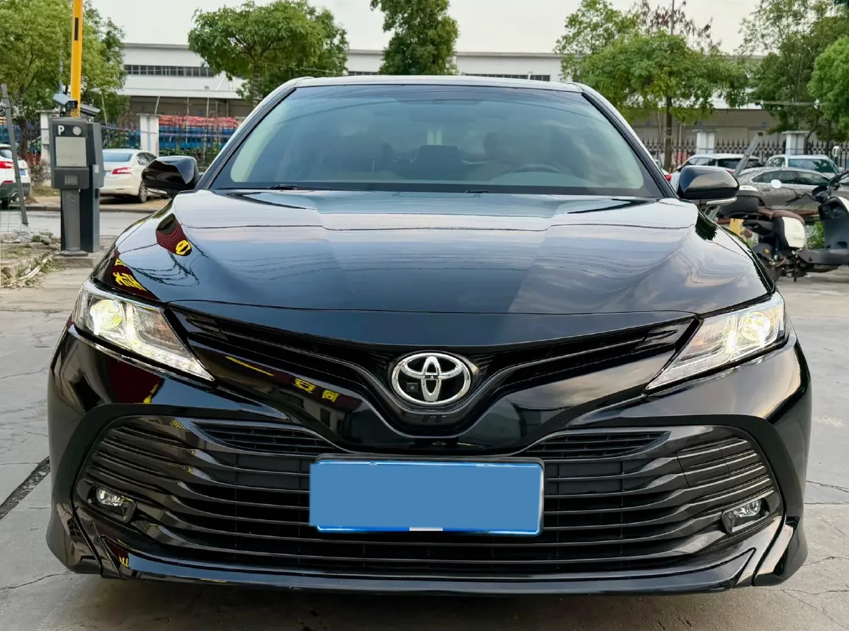2018 Toyota Camry 2.0L 167HP L4 6AT,autocango,china used car exporter,china ev exporter,chinese used car exporter,chinese used ev exporter