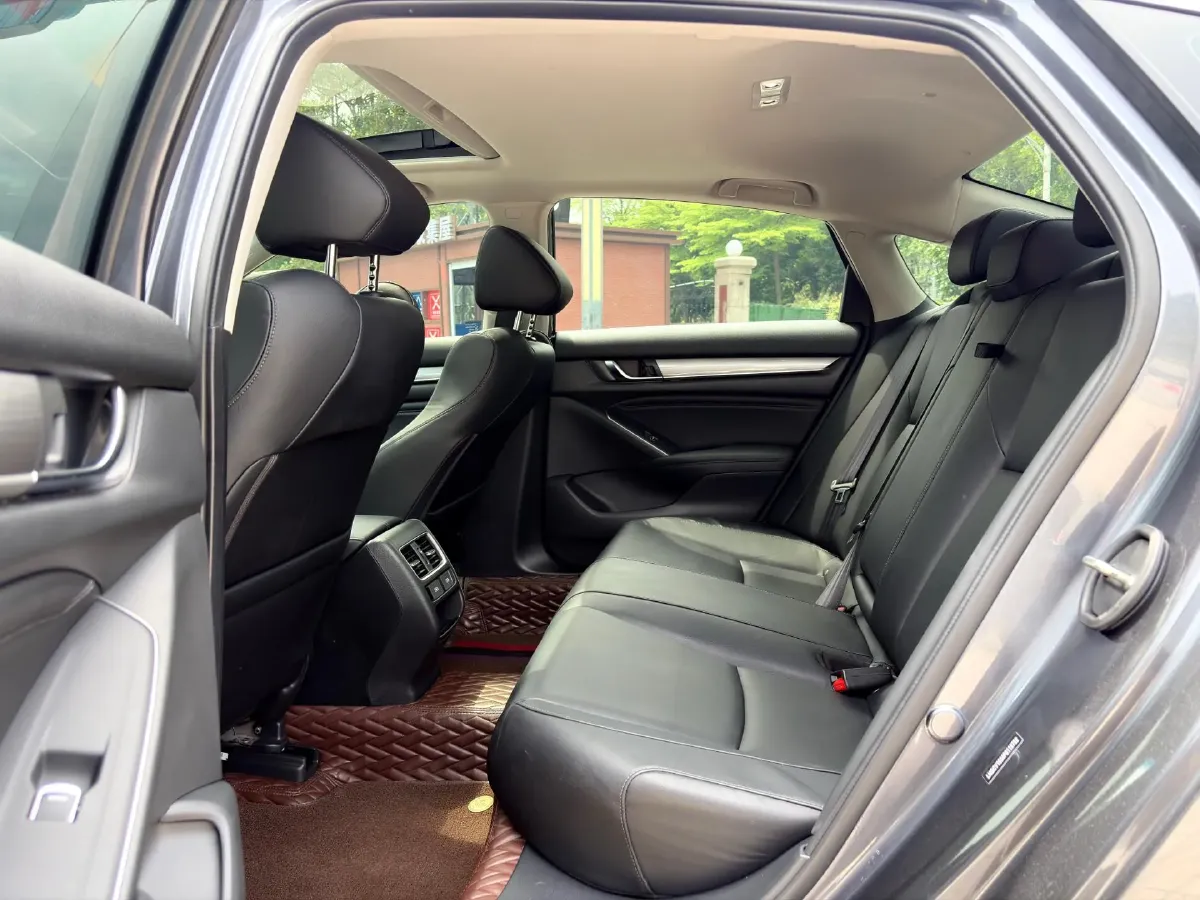 2022 Honda Accord 1.5T 194HP L4 CVT,autocango,china used car exporter,china ev exporter,chinese used car exporter,chinese used ev exporter