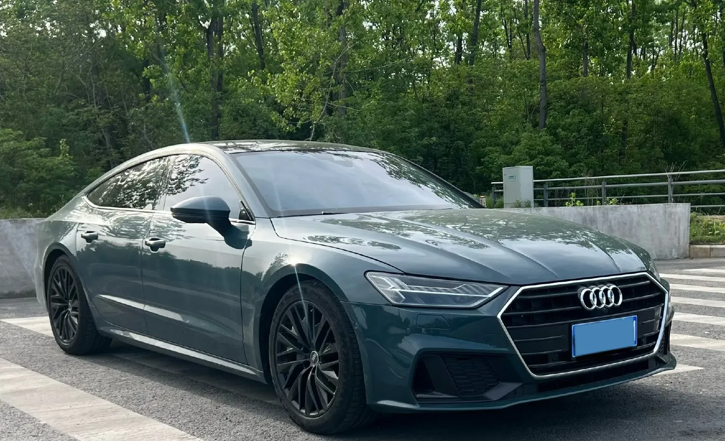 2022 Audi A7 2.0T 245HP L4 7DCT,autocango,china used car exporter,china ev exporter,chinese used car exporter,chinese used ev exporter