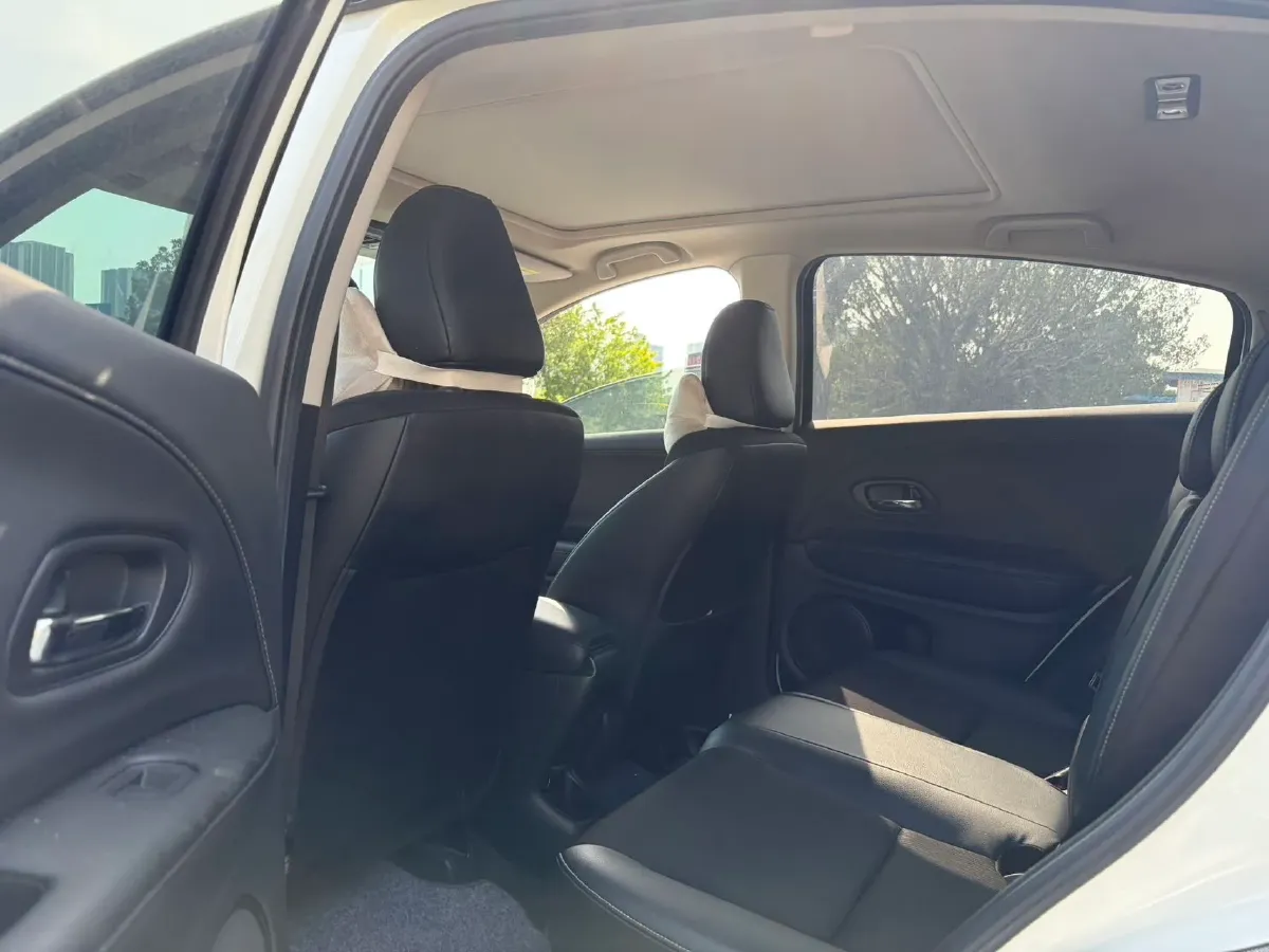 2020 Honda Vezel 1.5L 131HP L4 CVT,autocango,china used car exporter,china ev exporter,chinese used car exporter,chinese used ev exporter