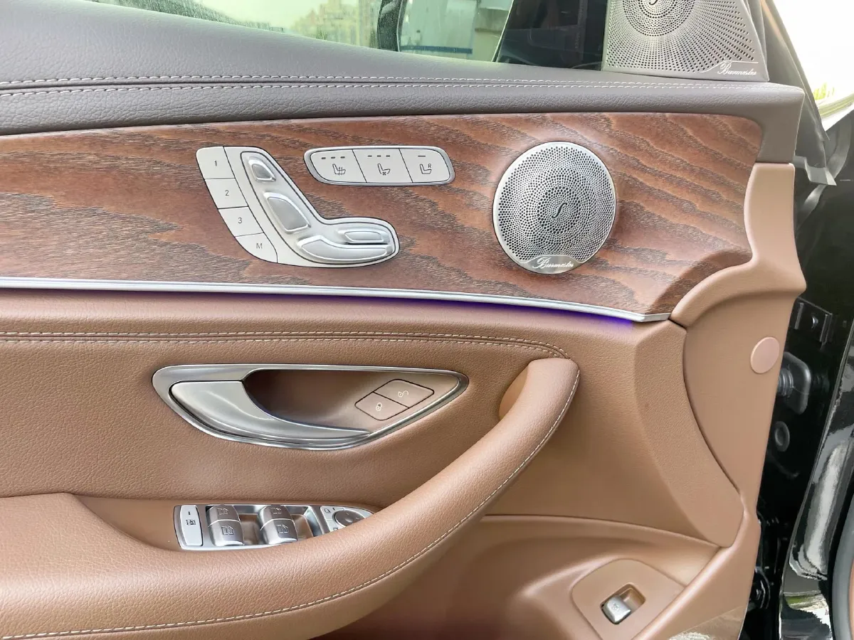 2023 Mercedes-Benz E Class 2.0T 258HP L4 9AT,autocango,china used car exporter,china ev exporter,chinese used car exporter,chinese used ev exporter