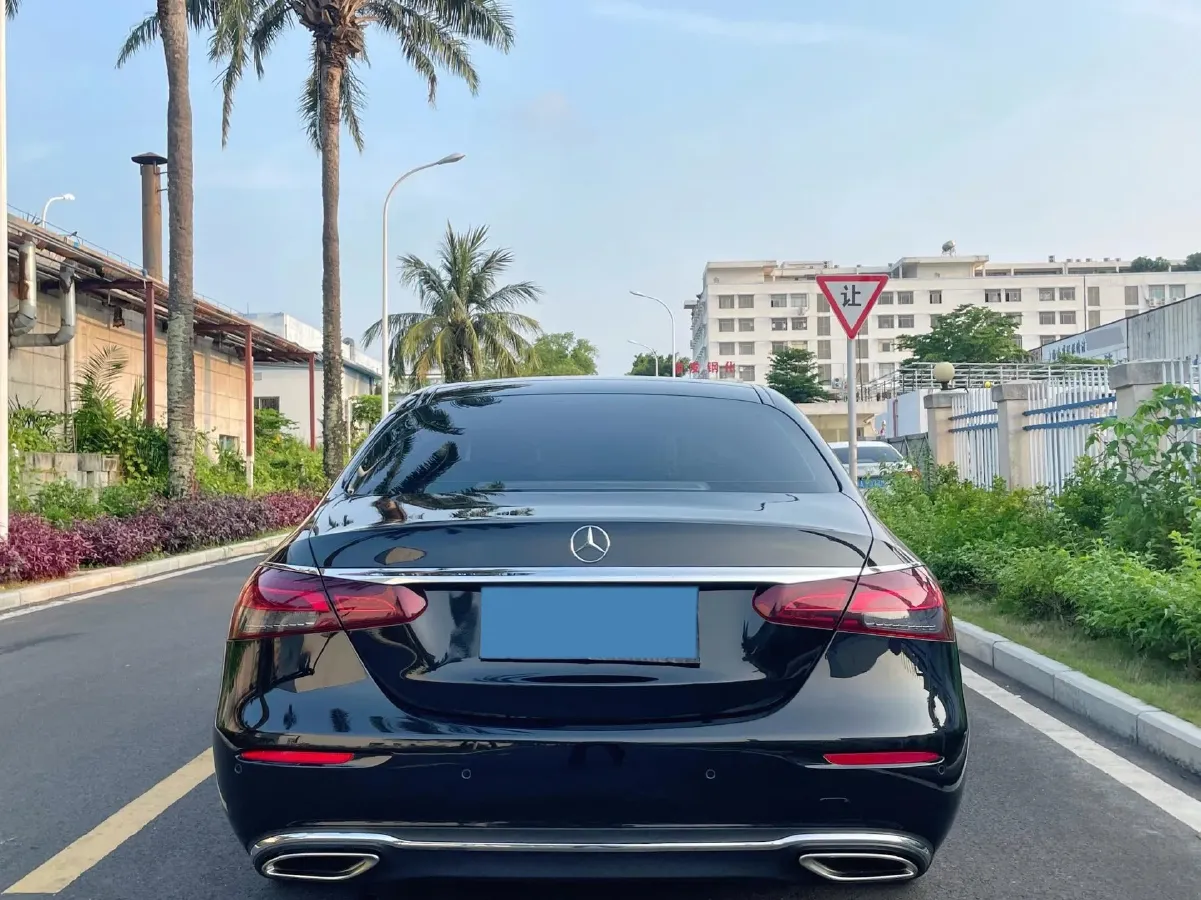 2023 Mercedes-Benz E Class 2.0T 258HP L4 9AT,autocango,china used car exporter,china ev exporter,chinese used car exporter,chinese used ev exporter