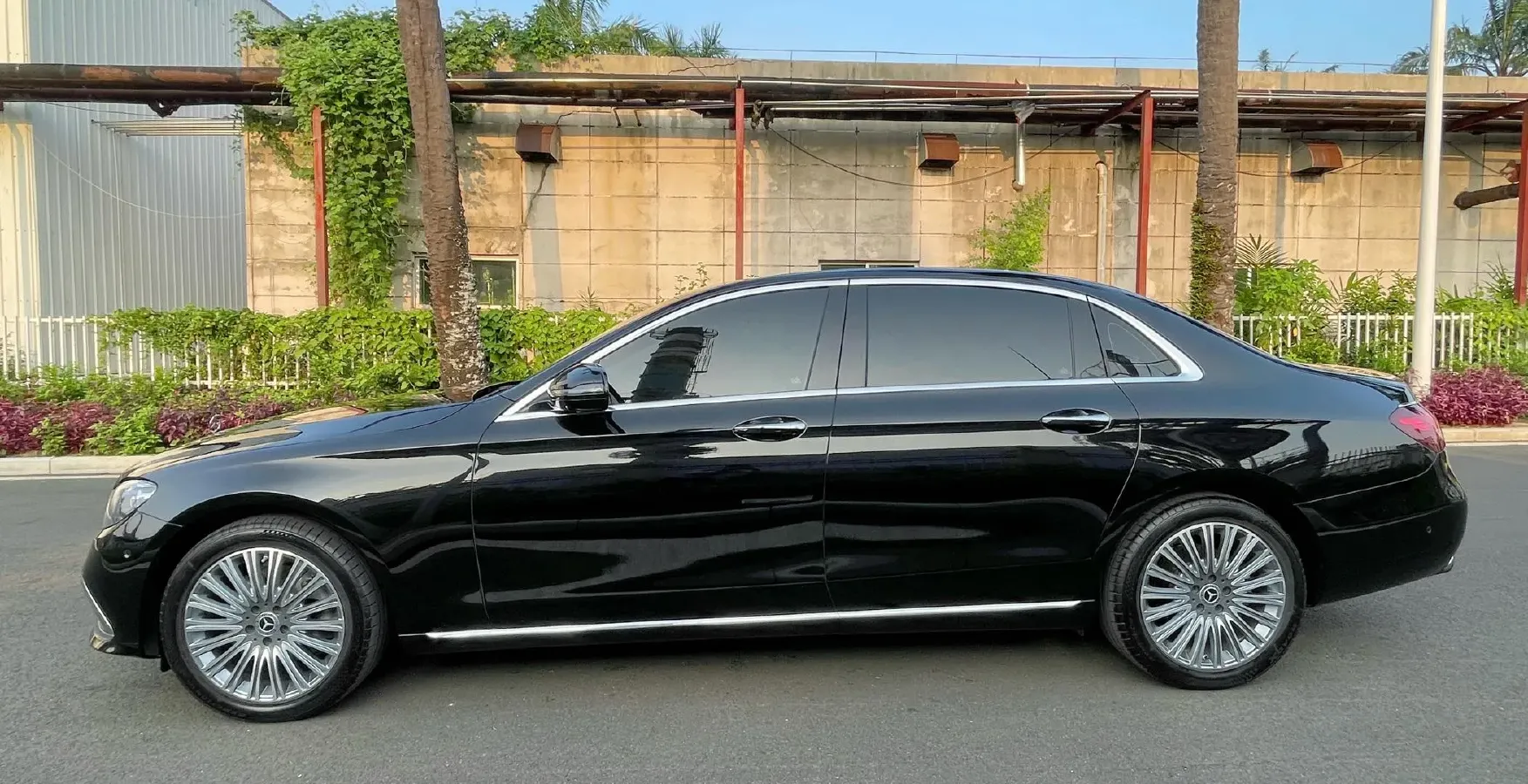 2023 Mercedes-Benz E Class 2.0T 258HP L4 9AT,autocango,china used car exporter,china ev exporter,chinese used car exporter,chinese used ev exporter