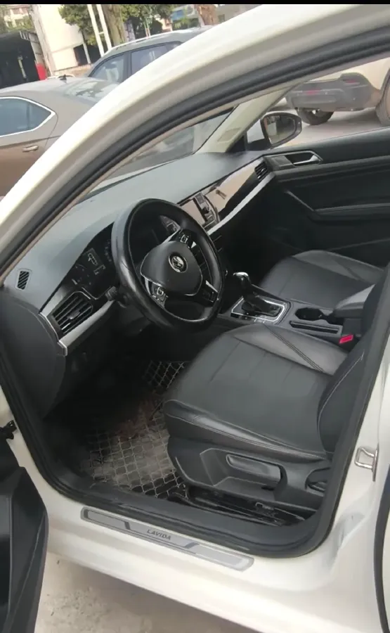 2019 Volkswagen Lavida 1.5L 116HP L4 6AT,autocango,china used car exporter,china ev exporter,chinese used car exporter,chinese used ev exporter