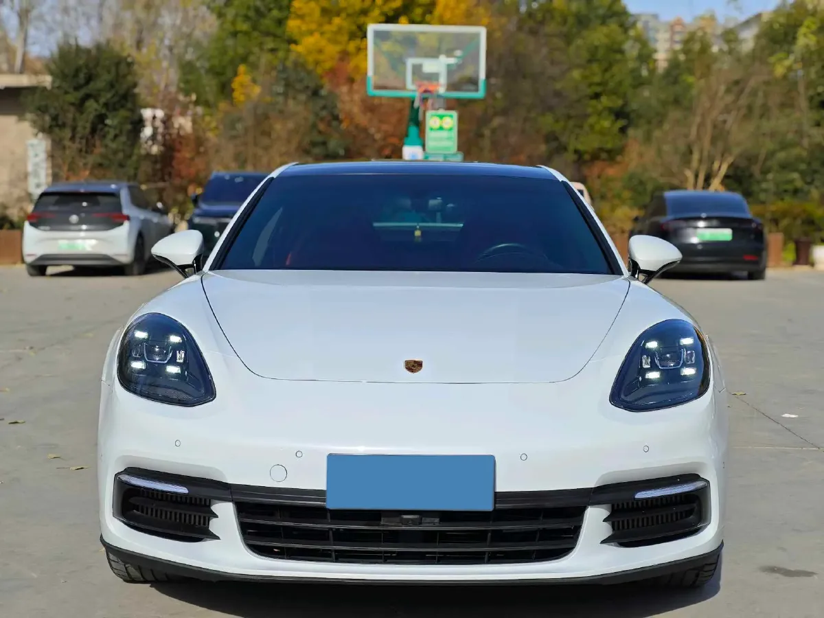 2019 Porsche Panamera 2.9T 330HP V6 8DCT,autocango,china used car exporter,china ev exporter,chinese used car exporter,chinese used ev exporter