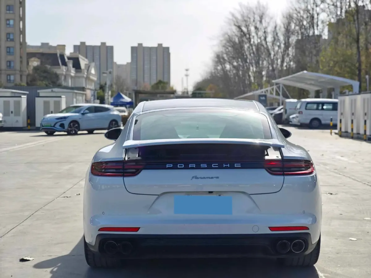 2019 Porsche Panamera 2.9T 330HP V6 8DCT,autocango,china used car exporter,china ev exporter,chinese used car exporter,chinese used ev exporter