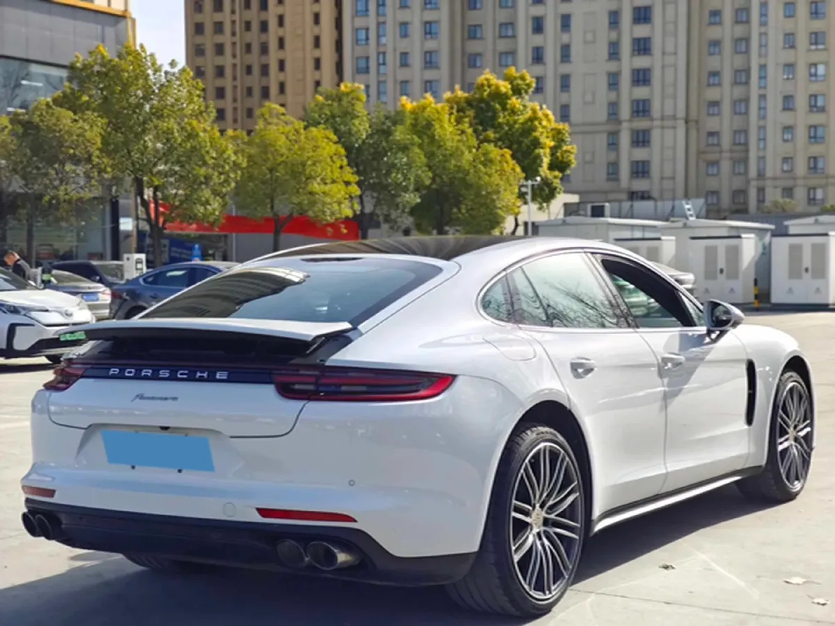 2019 Porsche Panamera 2.9T 330HP V6 8DCT,autocango,china used car exporter,china ev exporter,chinese used car exporter,chinese used ev exporter