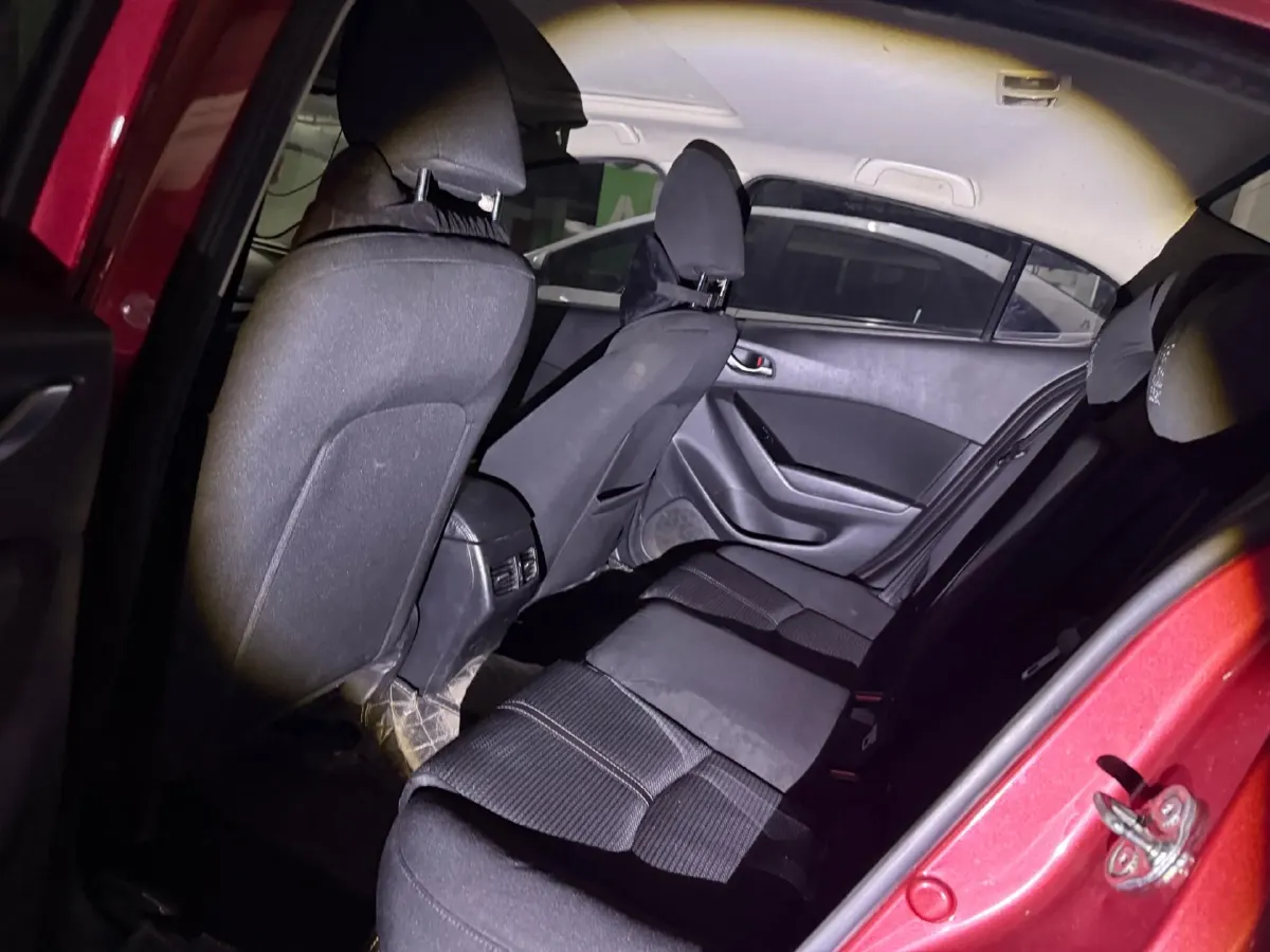 2017 Mazda 3 Axela 1.5L 117HP L4 6AT,autocango,china used car exporter,china ev exporter,chinese used car exporter,chinese used ev exporter