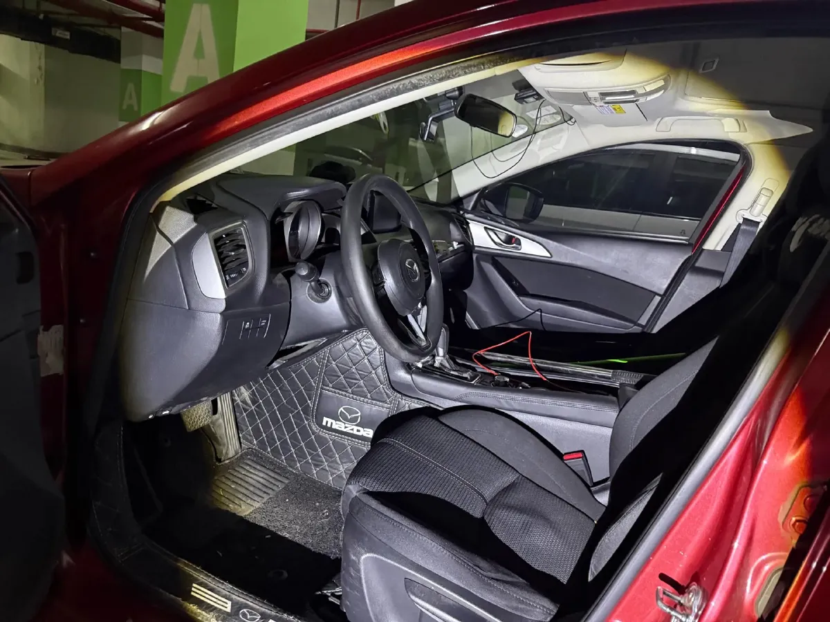 2017 Mazda 3 Axela 1.5L 117HP L4 6AT,autocango,china used car exporter,china ev exporter,chinese used car exporter,chinese used ev exporter