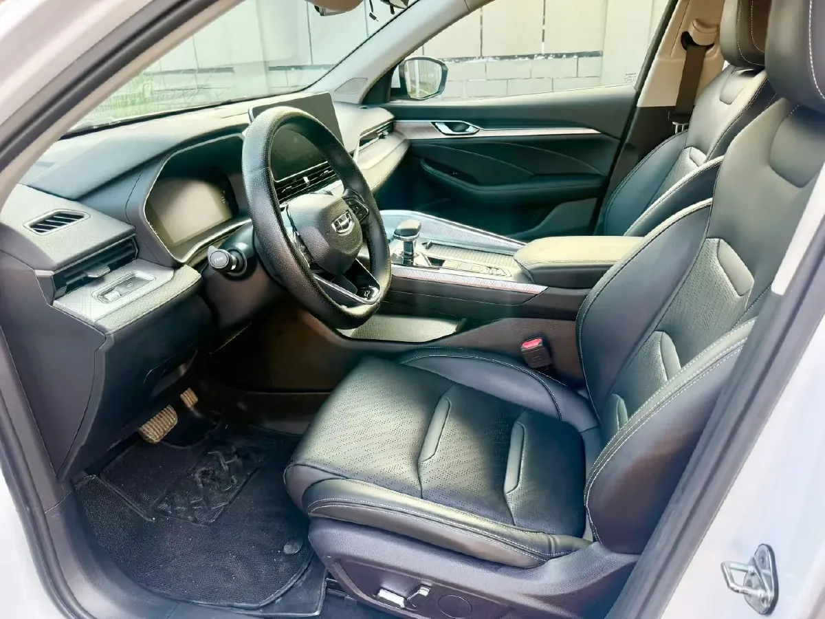 2021 Geely Preface 2.0T 190HP L4 7DCT,autocango,china used car exporter,china ev exporter,chinese used car exporter,chinese used ev exporter