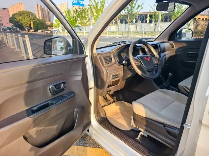 2022 JinBei Little Sea Lion X30 1.5L 102HP L4 5MT,autocango,china used car exporter,china ev exporter,chinese used car exporter,chinese used ev exporter