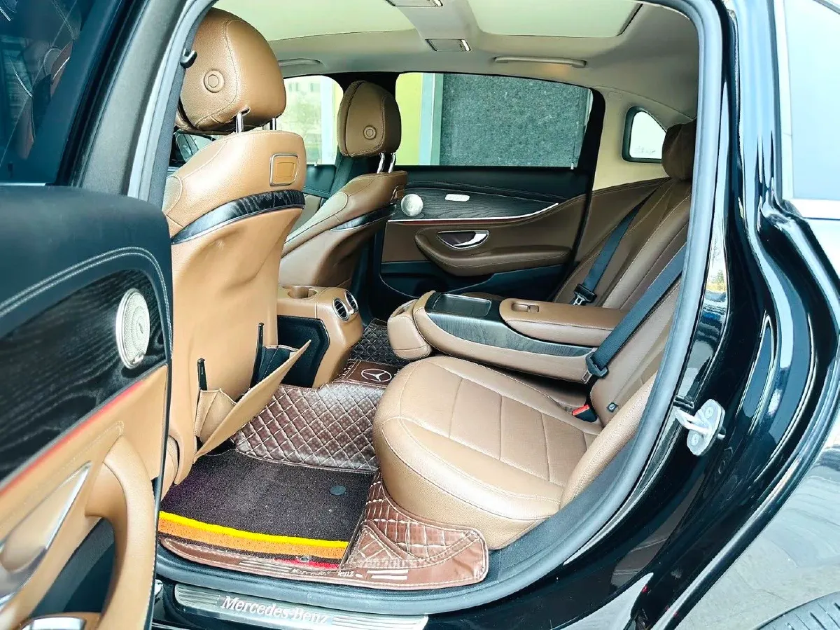 2020 Mercedes-Benz E Class 2.0T 258HP L4 9AT,autocango,china used car exporter,china ev exporter,chinese used car exporter,chinese used ev exporter