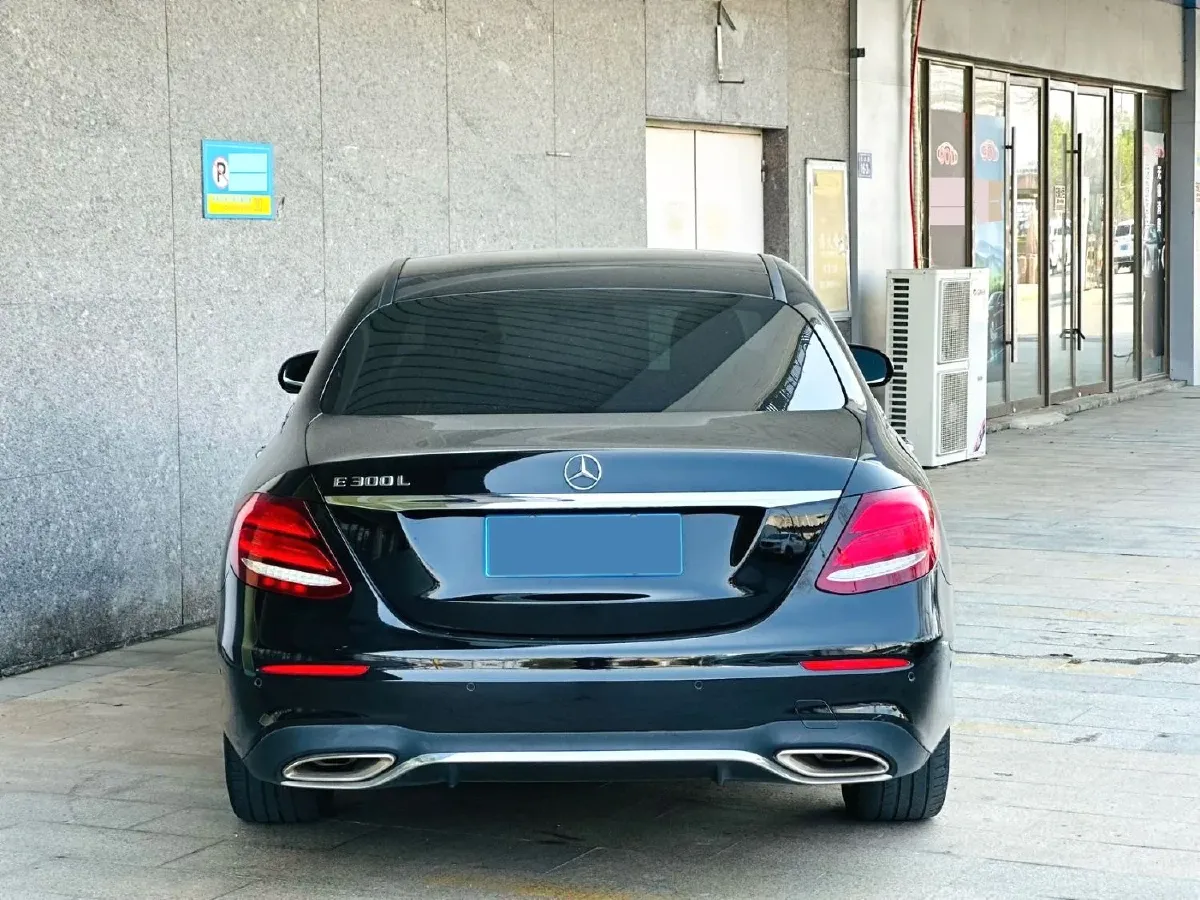2020 Mercedes-Benz E Class 2.0T 258HP L4 9AT,autocango,china used car exporter,china ev exporter,chinese used car exporter,chinese used ev exporter